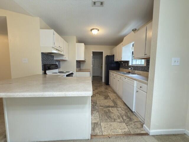 Building Photo - 303 Springwood Cir
