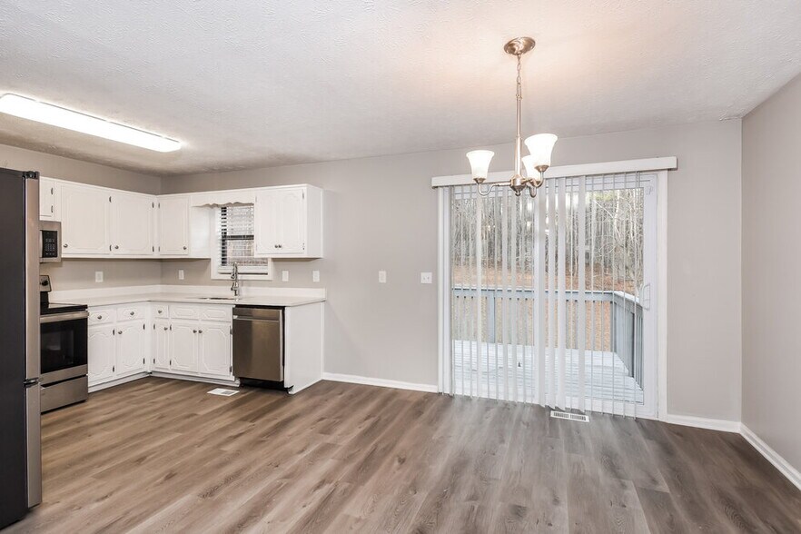 Building Photo - 4063 Casa Verde Dr