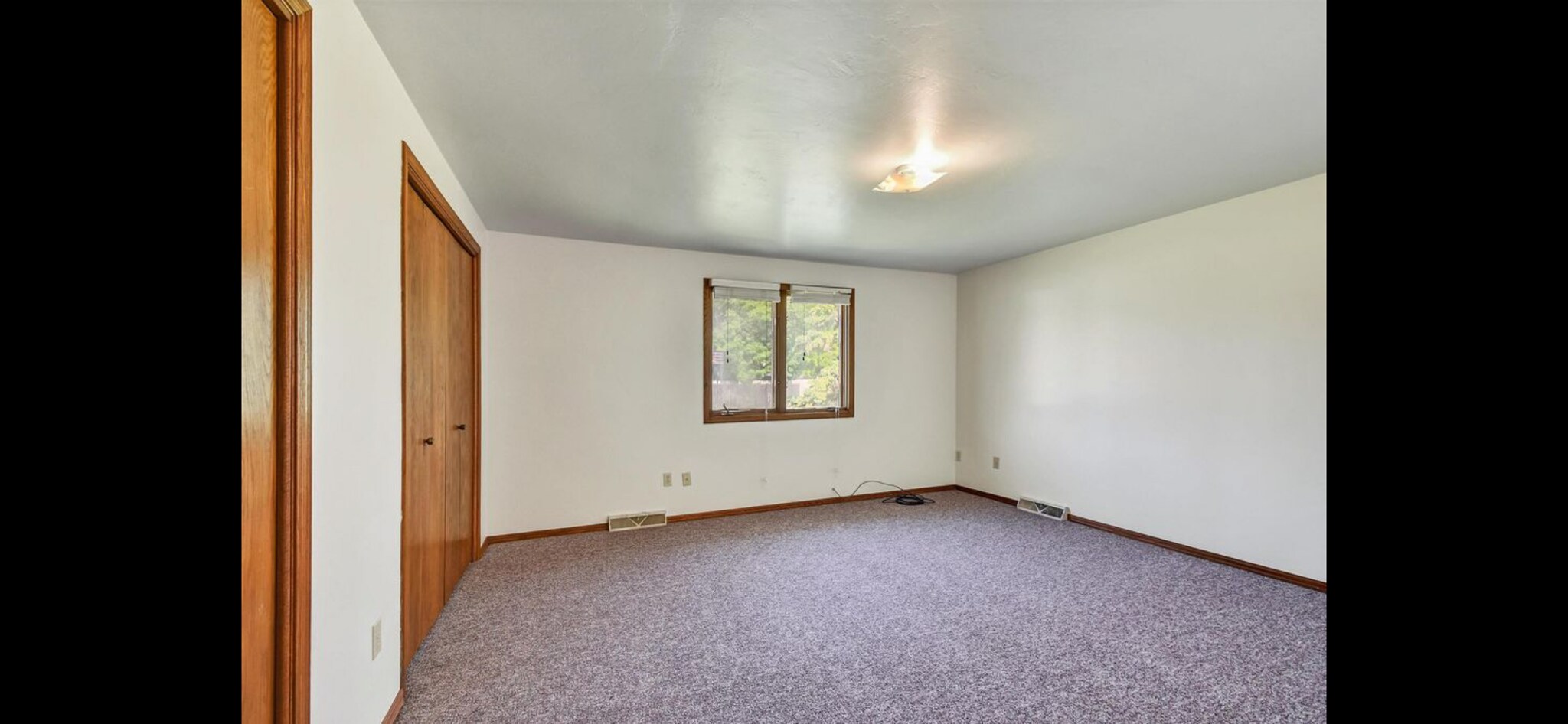 Building Photo - 658 Menlo Park Rd