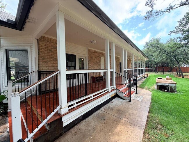 Building Photo - 7130 Ranch Rd