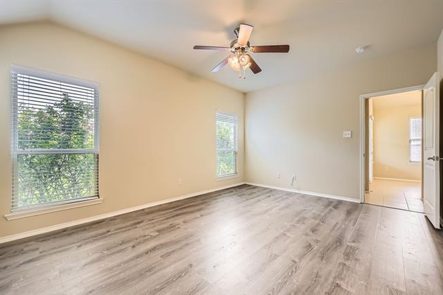 Building Photo - 9916 Pronghorn Rd