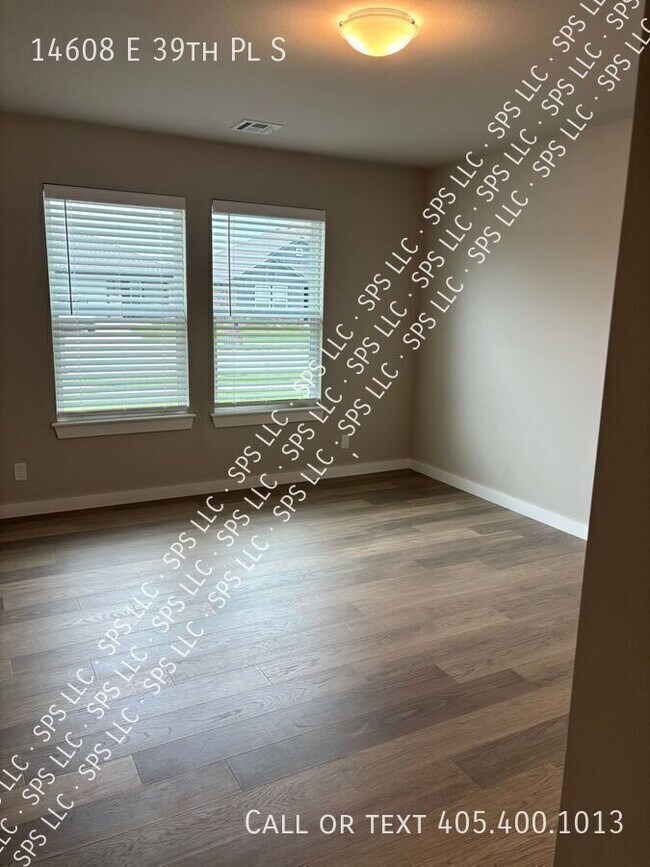 Building Photo - 14608 E 39th Pl S