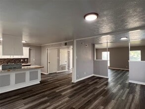 Building Photo - 8506 Woodside Rd