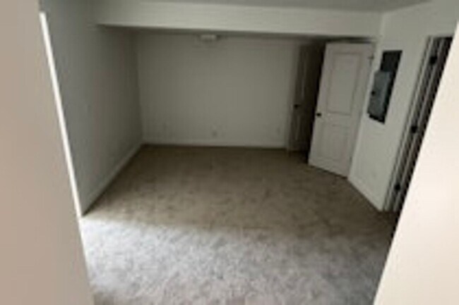 Building Photo - 3348 W 1570 N