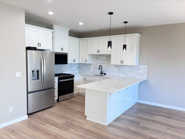 Building Photo - 3 Bedroom, 2.5 Bathroom New Build Available Now!