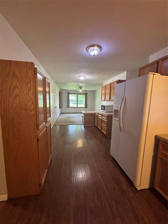 Building Photo - 211 Long Dr