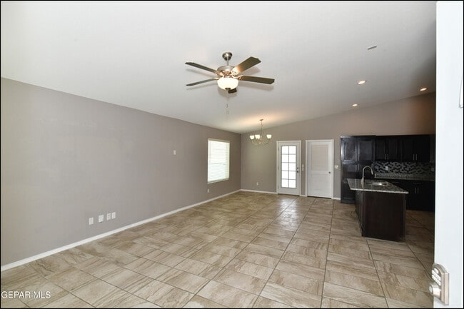 Building Photo - 14901 Tierra Isaiah Ave