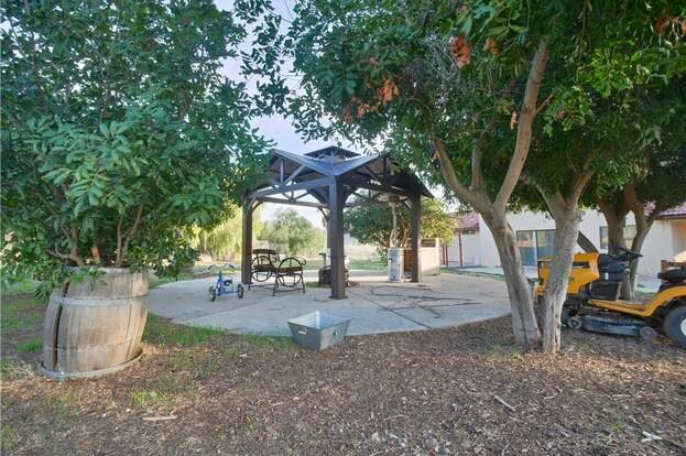 Building Photo - 25200 Jamawag Dr