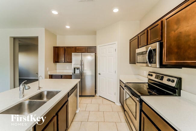 Building Photo - 12291 W Fianchetto Dr