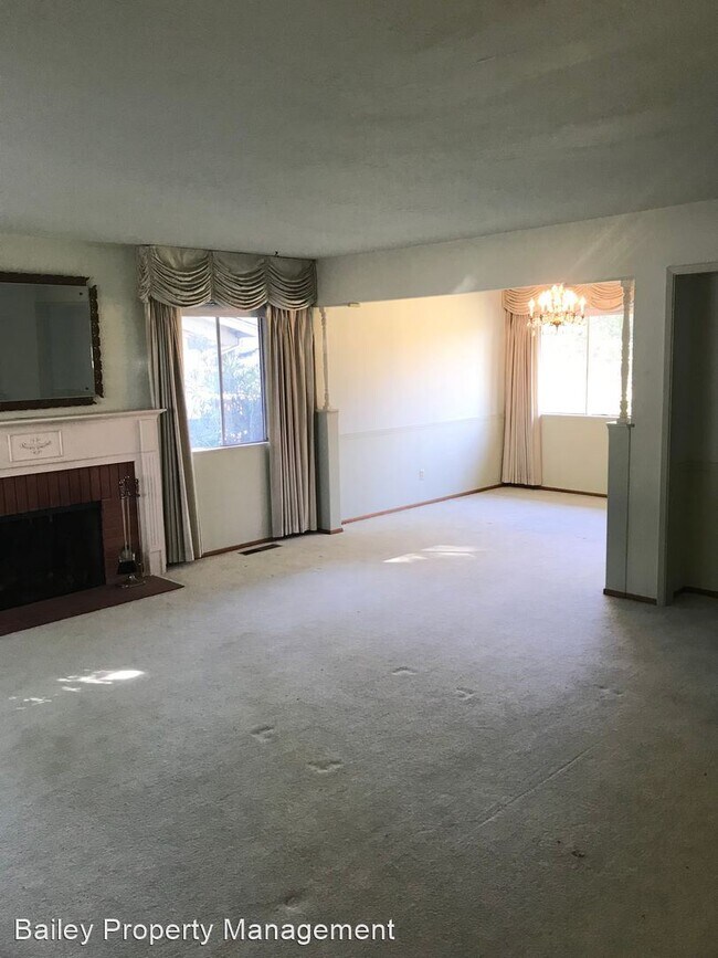 Building Photo - 2 br, 1.5 bath House - 49 Grandview