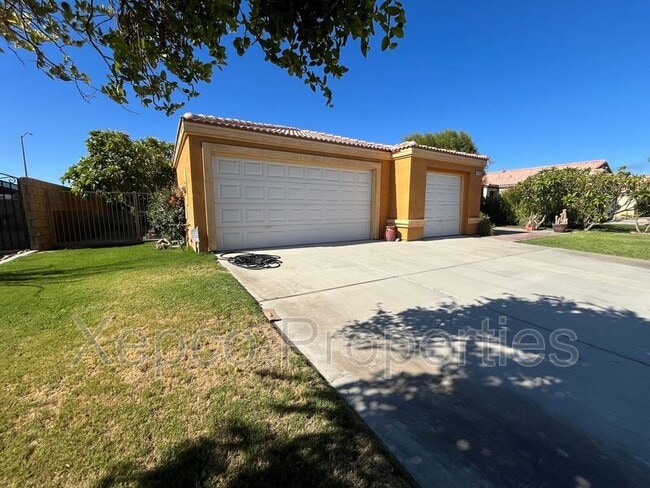 Building Photo - 82143 Pinyon Ave