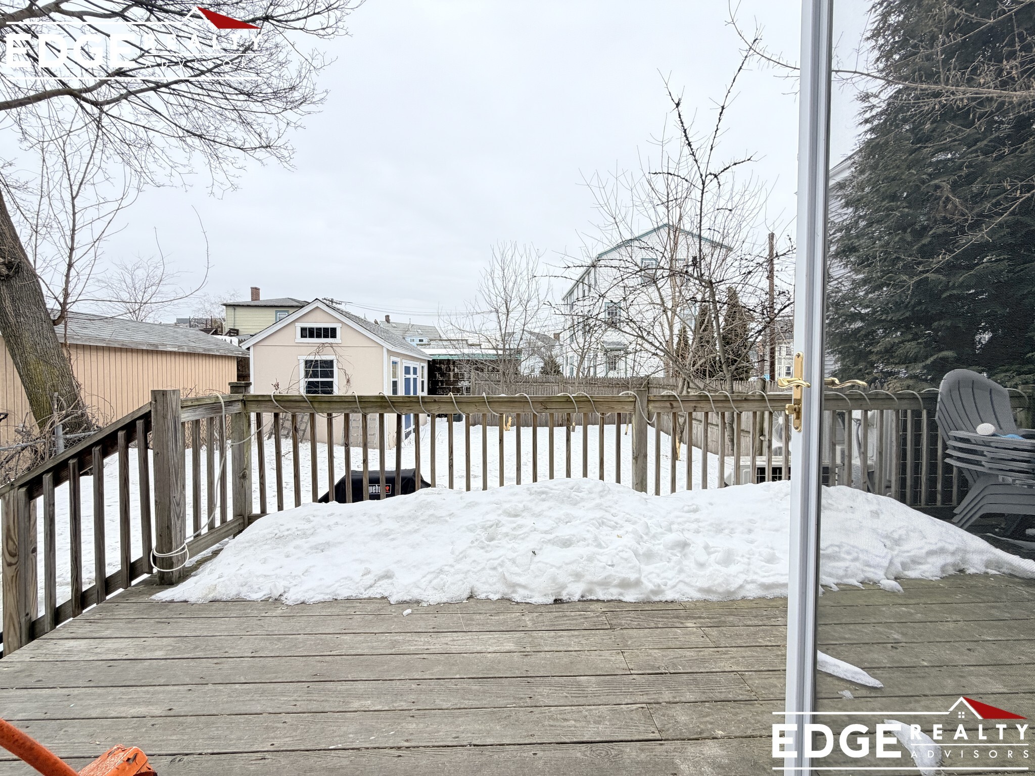 Building Photo - 5-7 Weitz Unit 7