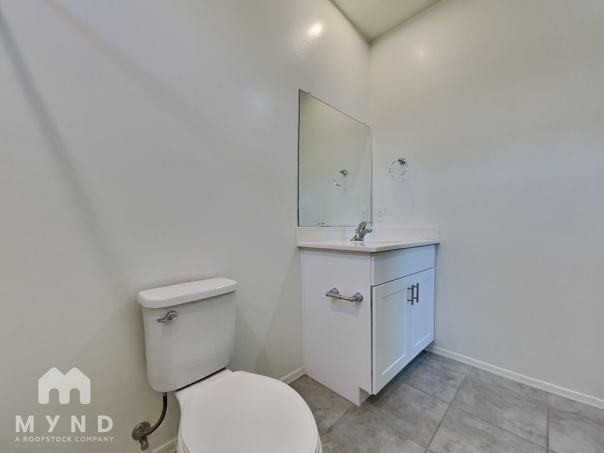 Building Photo - 13057 N Loralei Dr