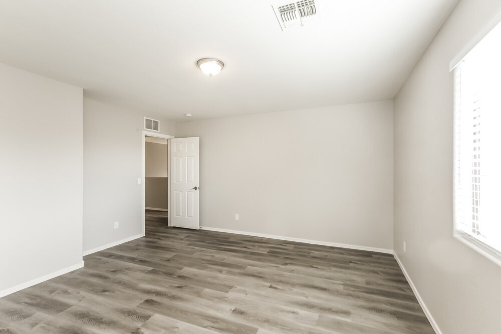 Building Photo - 1720 E Renegade Trail