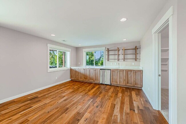 Building Photo - Captivating Rental Home perched above the ...
