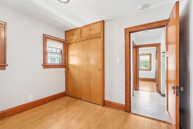 Building Photo - 2170 S 64th St