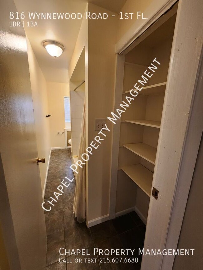 Building Photo - 1 Bedroom Apartment in Overbrook