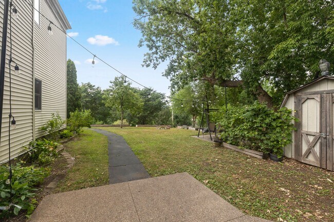 Building Photo - 515 Whitall St