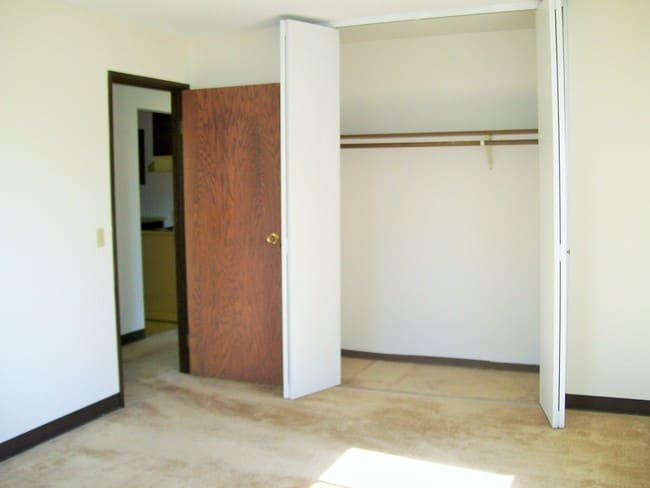 Building Photo - Eldorado Maples Apartments