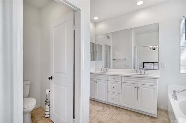 Building Photo - 4087 E Hamilton Paseo