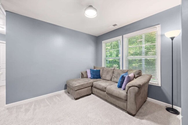 Building Photo - Beautiful Lake Wylie Home with Spacious Layout, Office Space & Incredible Community Amenities!