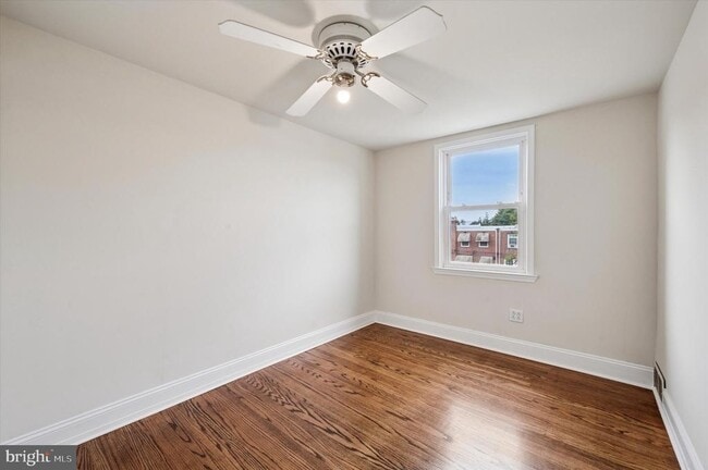 Building Photo - 234 Westbrook Dr