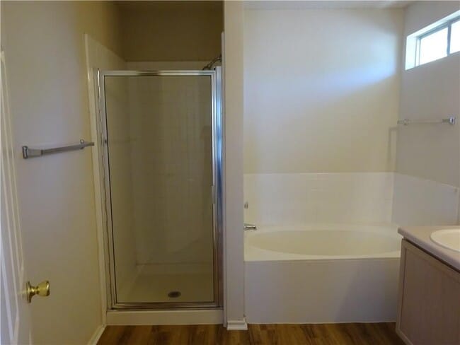 Building Photo - 1908 Lantana Dr