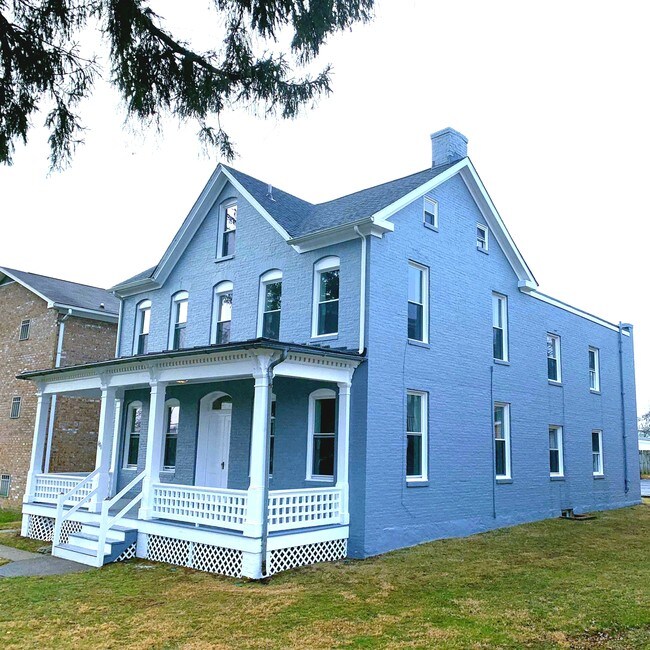 Building Photo - 600 W Patrick St