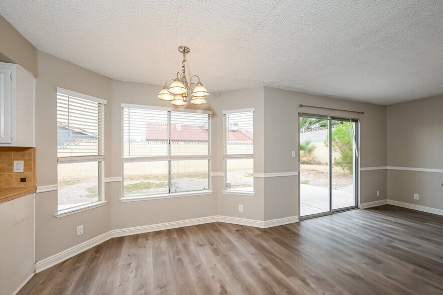 Building Photo - 7462 Puritan Ave