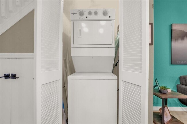 Building Photo - 2344 Caravelle Cir