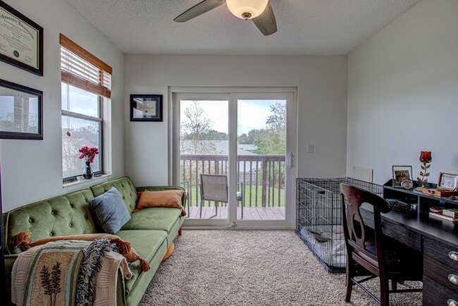 Building Photo - Great Beach Rental