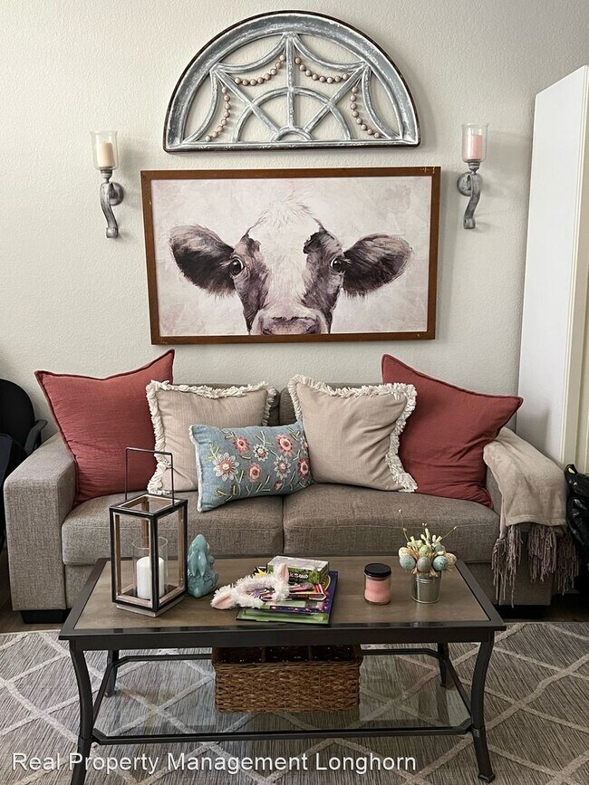 Building Photo - 4 br, 2 bath House - 1115 Meadow Lark Dr