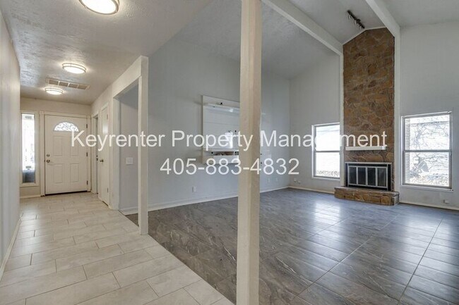 Building Photo - 6913 Fawn Canyon Dr