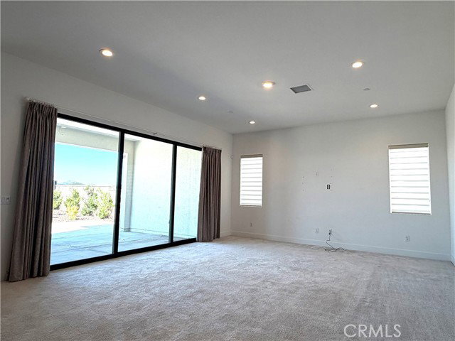 Building Photo - 20756 Bluebird Ct