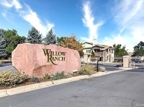 Building Photo - Great Littleton Condominium with Garage