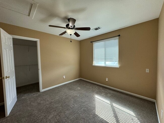 Building Photo - Sycamore Ranch 4 Bedroom Home For Rent