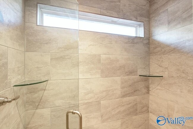 Building Photo - 26480 Naomi Wy