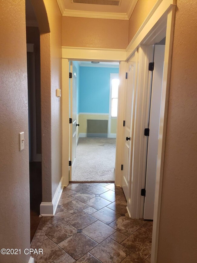 Building Photo - 2719 Talon Ct