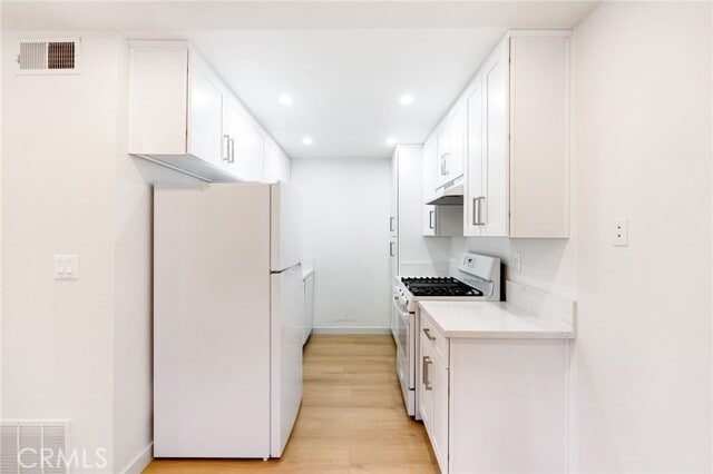 Building Photo - 333 Riverdale Dr