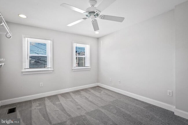 Building Photo - 108 S Conkling St