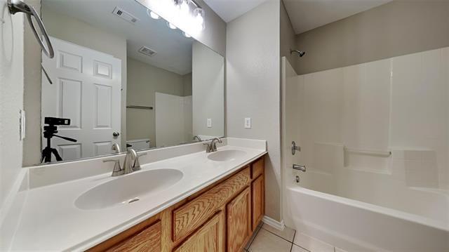 Building Photo - 6901 Whitestone Dr