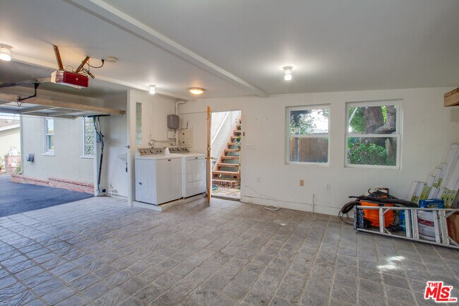 Building Photo - 2534 7th St