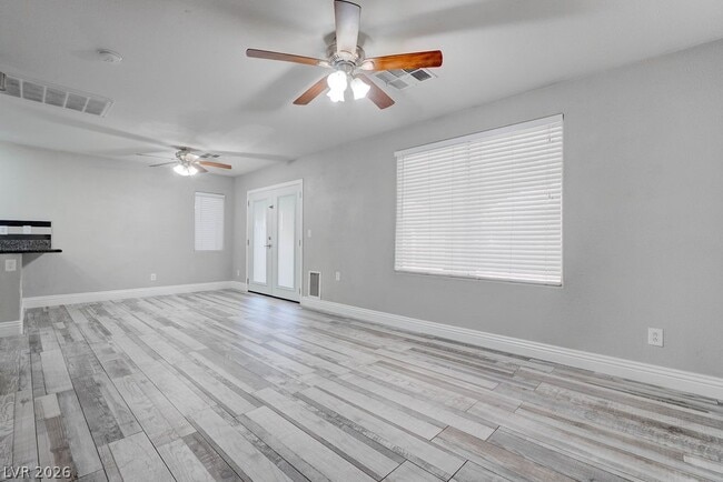 Building Photo - 6469 Abbey Door Ct
