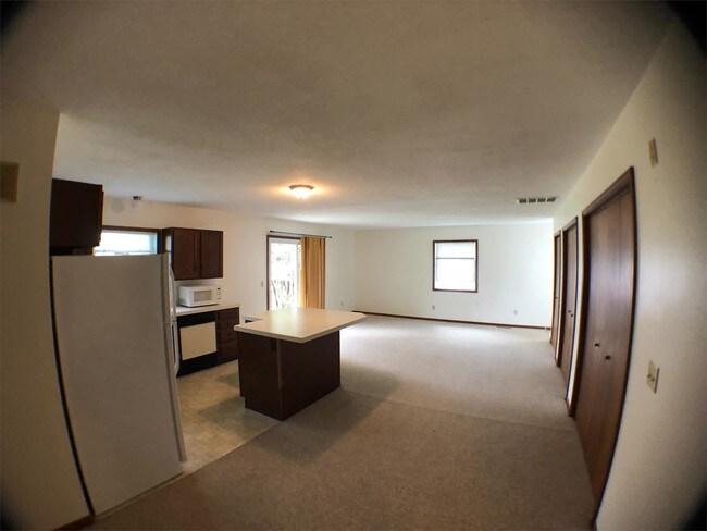 Building Photo - 812 N Bradley St