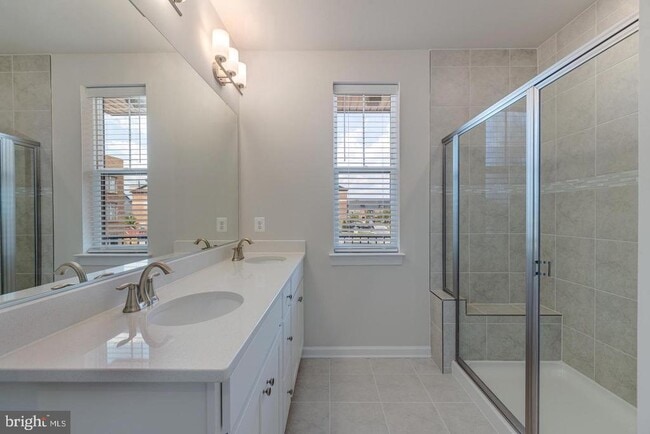 Building Photo - 43357 Radford Divide Ter