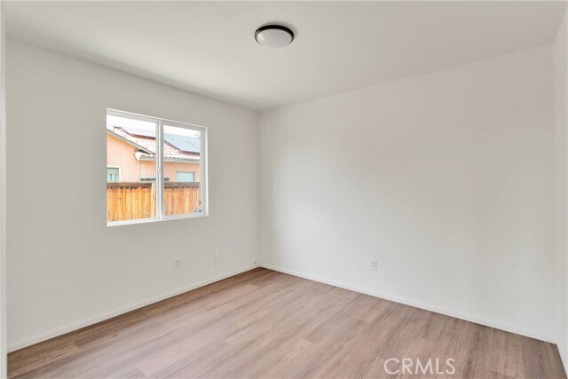 Building Photo - 15368 Ross Dr