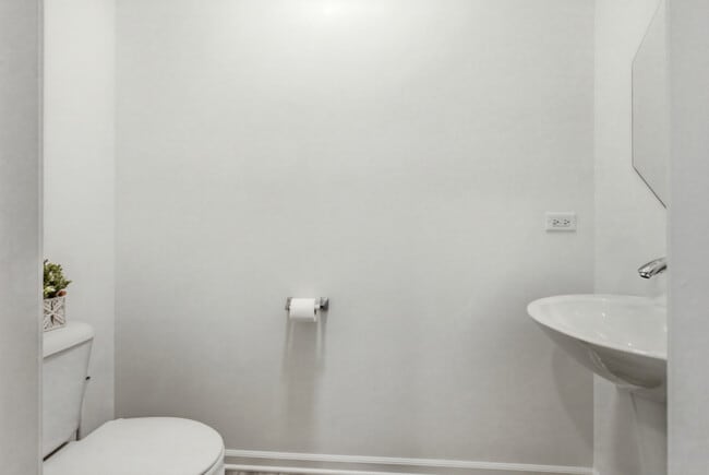 Building Photo - 8503 Rosehall Dr