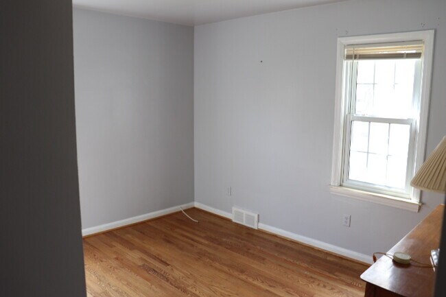 Bedroom - 21726 Snow Ave
