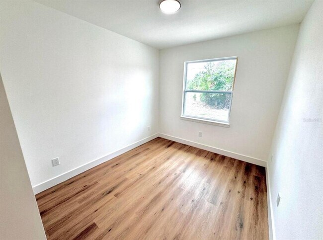 Building Photo - 410 Flat River St SW