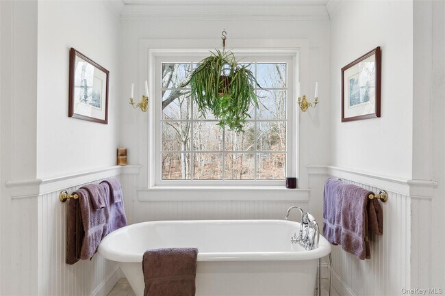 Building Photo - 110 Greenleaf Ln